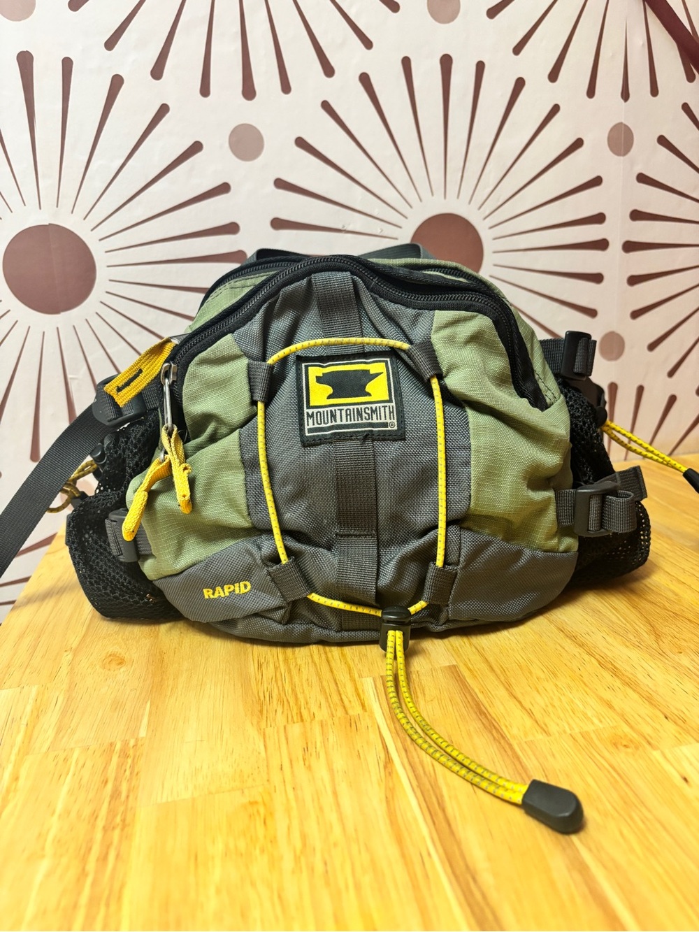 Mountainsmith Olive Green and Gray Waist Pack